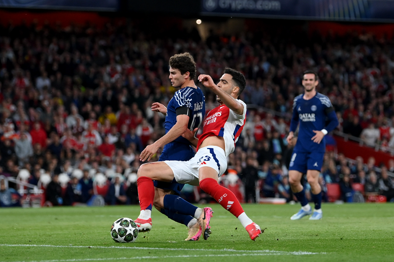 Arsenal phá két, sẵn sàng chiêu mộ bom tấn ngay trong hè 2025